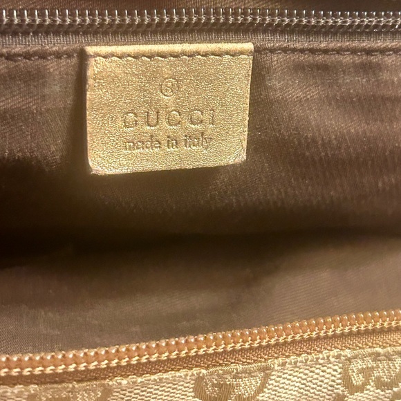 Low Start Gucci GG Bucket Bag Monogram Neutral Canvas - Picture 4 of 16